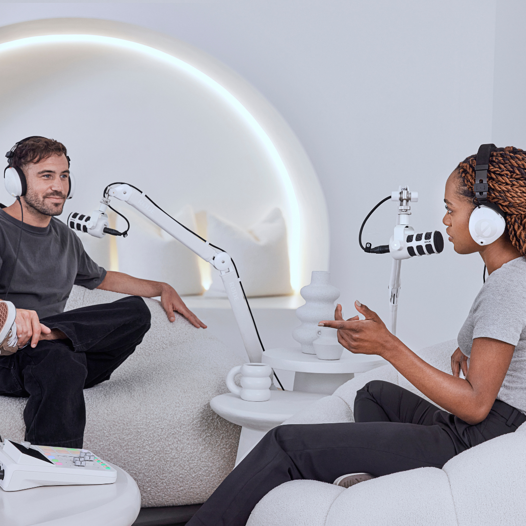 RØDECaster Duo – The Ultimate Compact Audio Production Studio- Available in Black and White